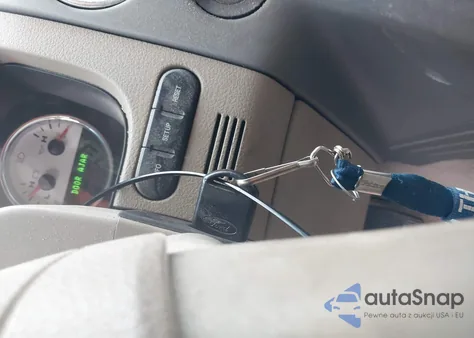 2007 Ford F-150 Fx4/Lariat/Xlt z USA, uszkodzony, nr VIN 1FTPW14507FA21754